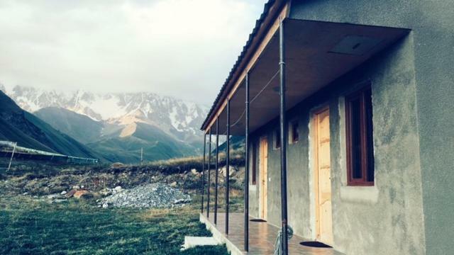 Guesthouse Besarion Ushguli Bagian luar foto